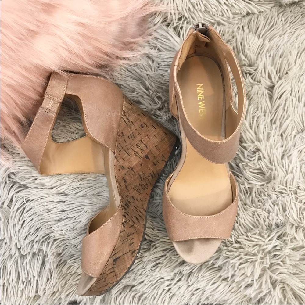 Nine West leather sandal